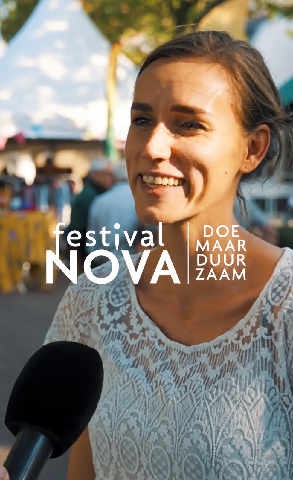 Irisa Derks tijdens een interview op Festival Nova